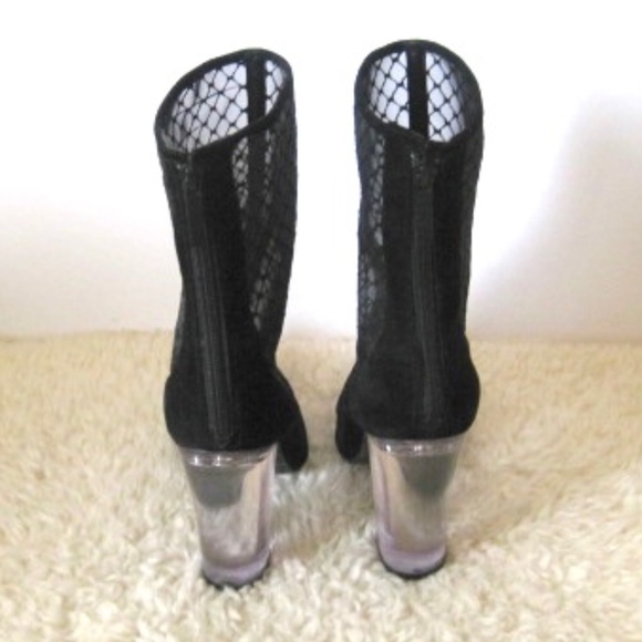 * Host Pick *Kendall & Kylie Haven Mesh/Suede Booties - Picture 5 of 10